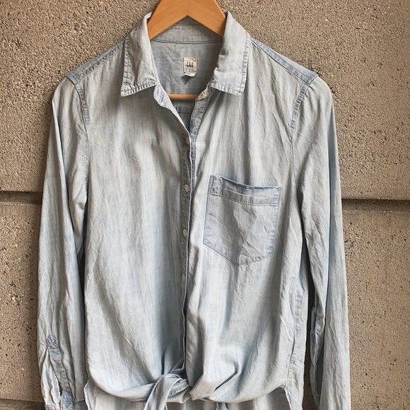 Gap Chambray Tie Front Button Up Shirt - Picture 3 of 9